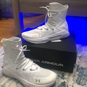 Under armour volleyball shoes
